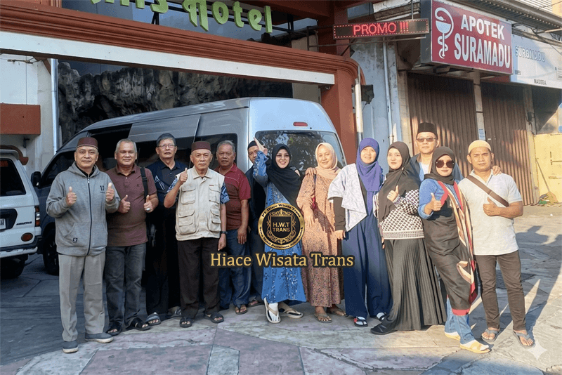 Sewa Hiace Murah Bogor by: PT Hiace Wisata Trans