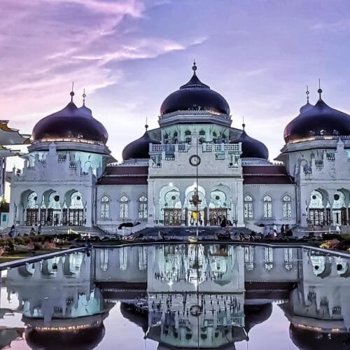 Wisata Religi & Sejarah -Pantai Pasir Putih Kelas Dunia, keindahan Alam Dataran Tinggi Gayo Aceh