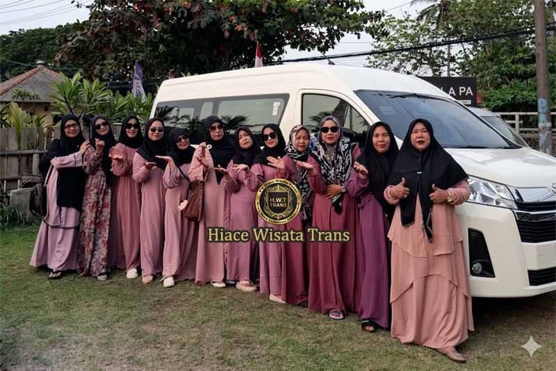 Sewa Hiace Murah Bogor by: PT Hiace Wisata Trans