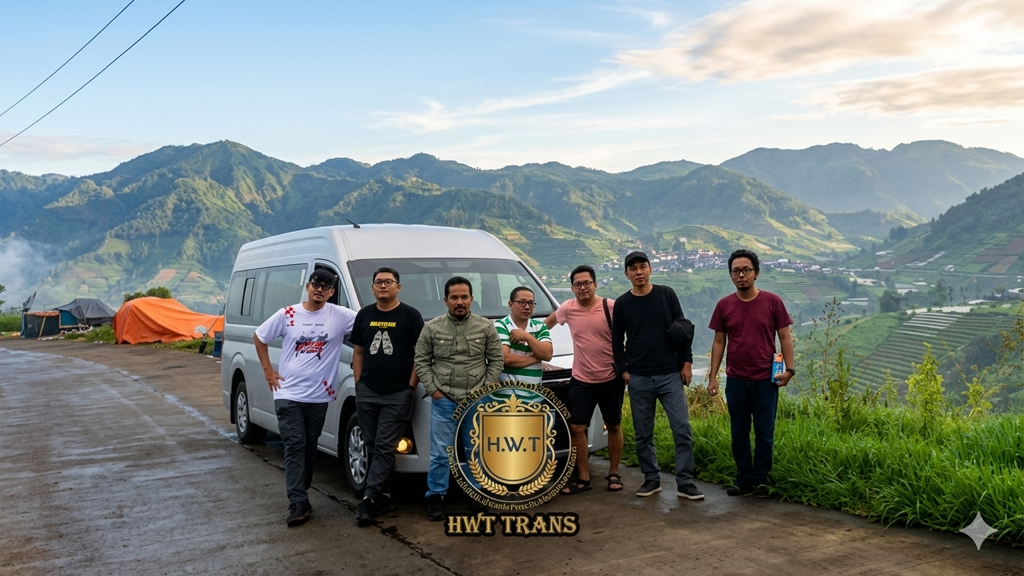 Sewa Hiace Murah Jakarta by: PT Hiace Wisata Trans